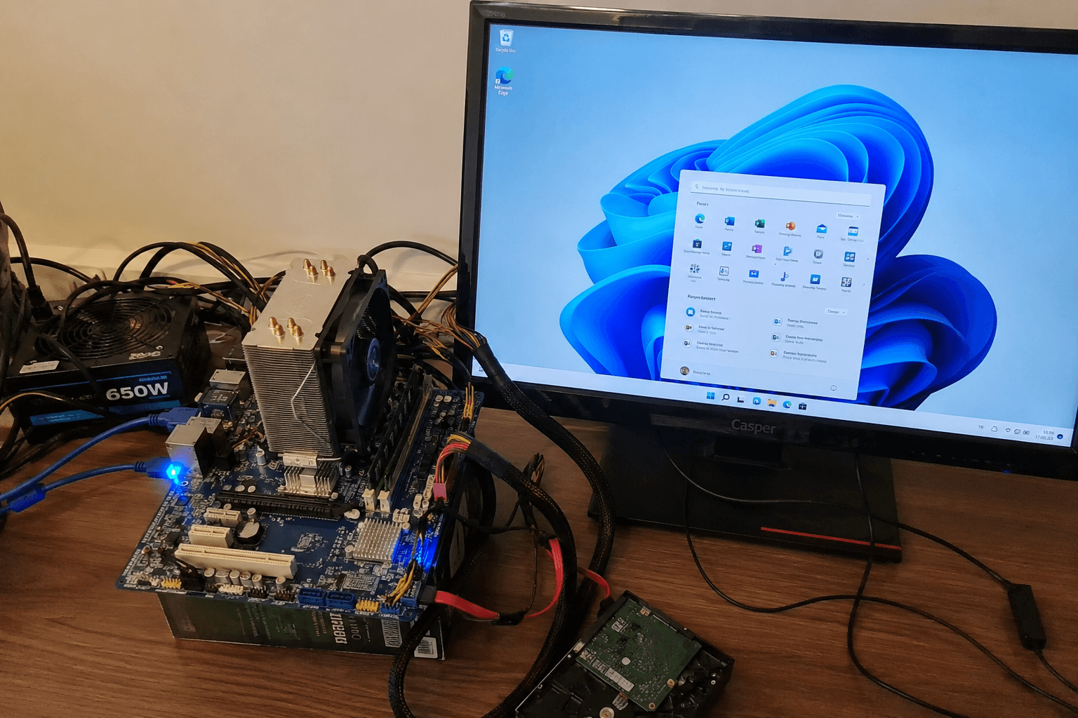 Windows 11'in 'İmkansız' Yolculuğu: DDR1 Anakart ve Core 2 Quad İşlemciyle Çalıştı